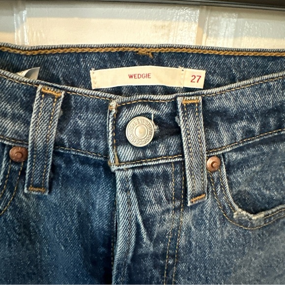 Levi’s Wedgie Icon Fit Ankle Women’s Straight Leg Jeans Size 27 - Picture 5 of 16